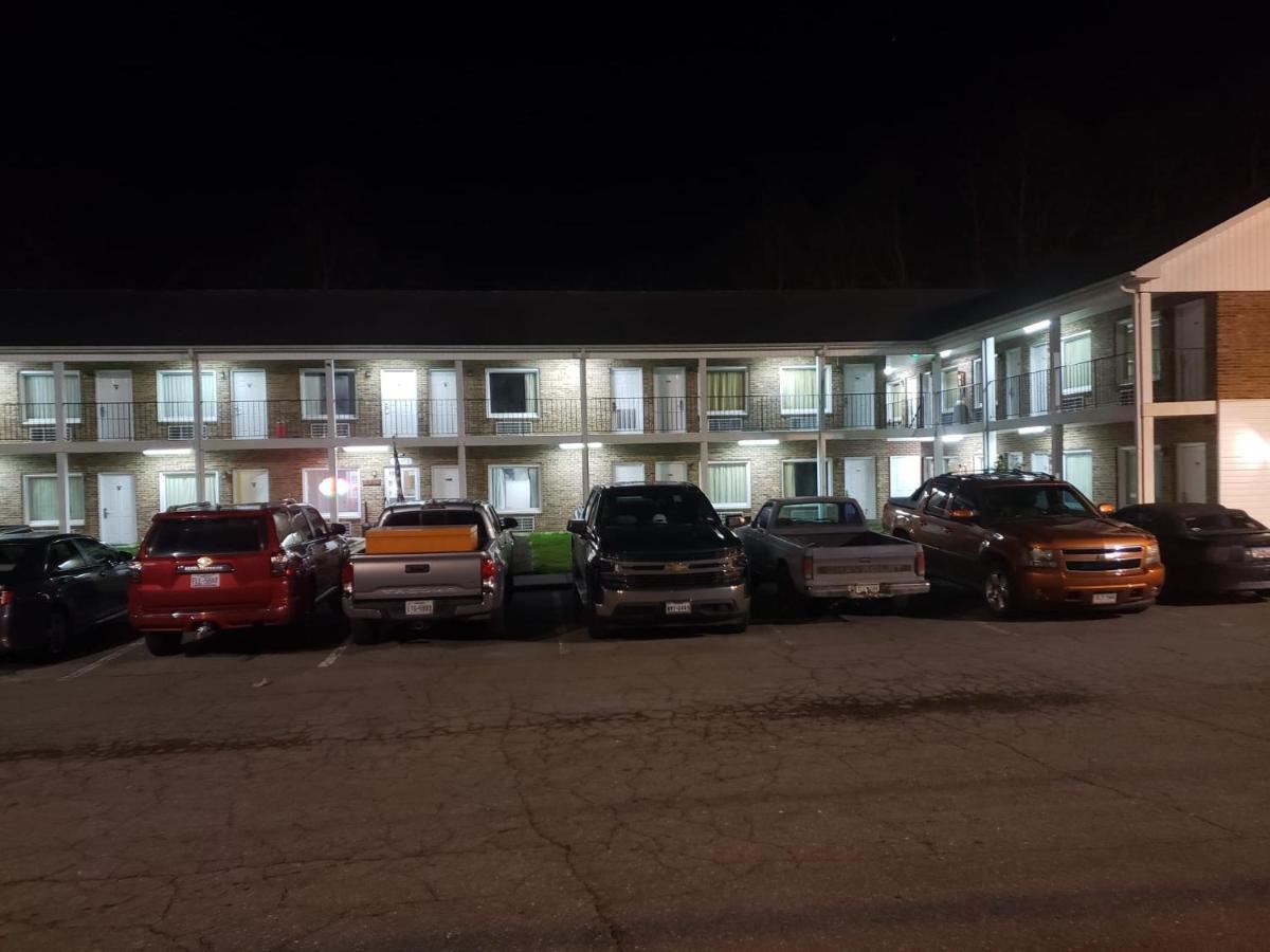 Elk Inn Motel Elkin المظهر الخارجي الصورة