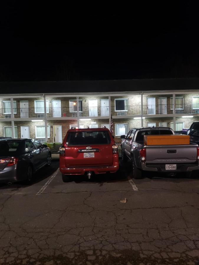 Elk Inn Motel Elkin المظهر الخارجي الصورة