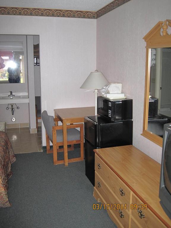 Elk Inn Motel Elkin الغرفة الصورة