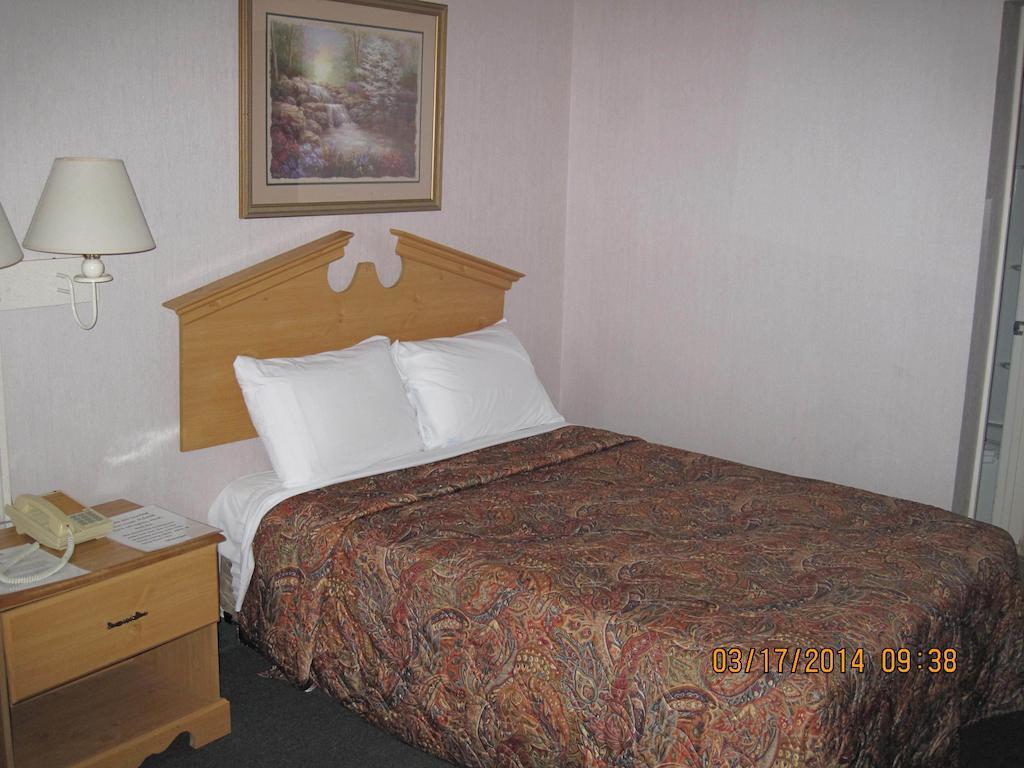 Elk Inn Motel Elkin الغرفة الصورة