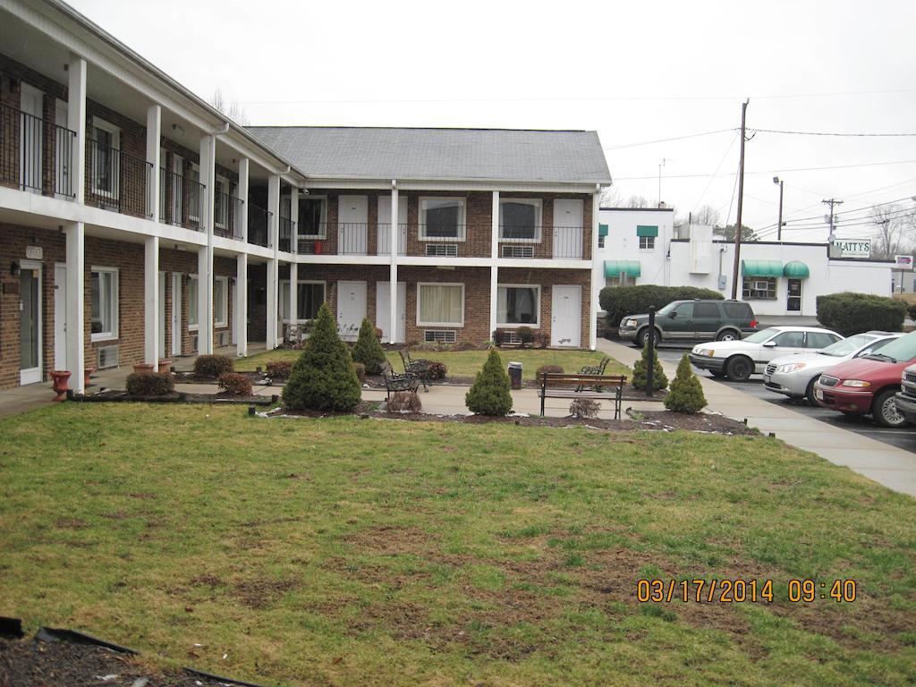 Elk Inn Motel Elkin المظهر الخارجي الصورة